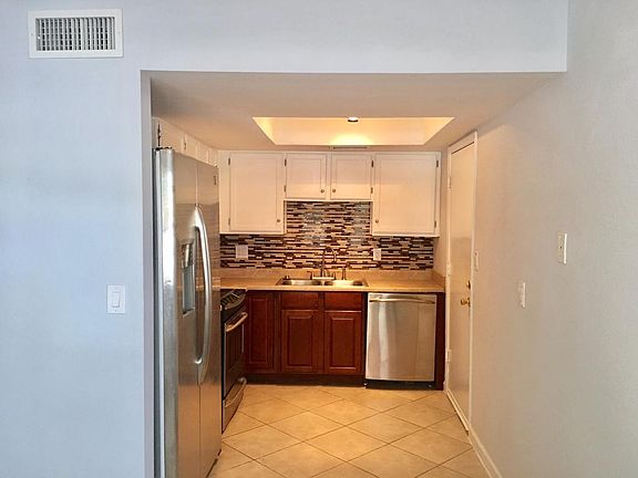 3rd image of 6846 N 81st Ln