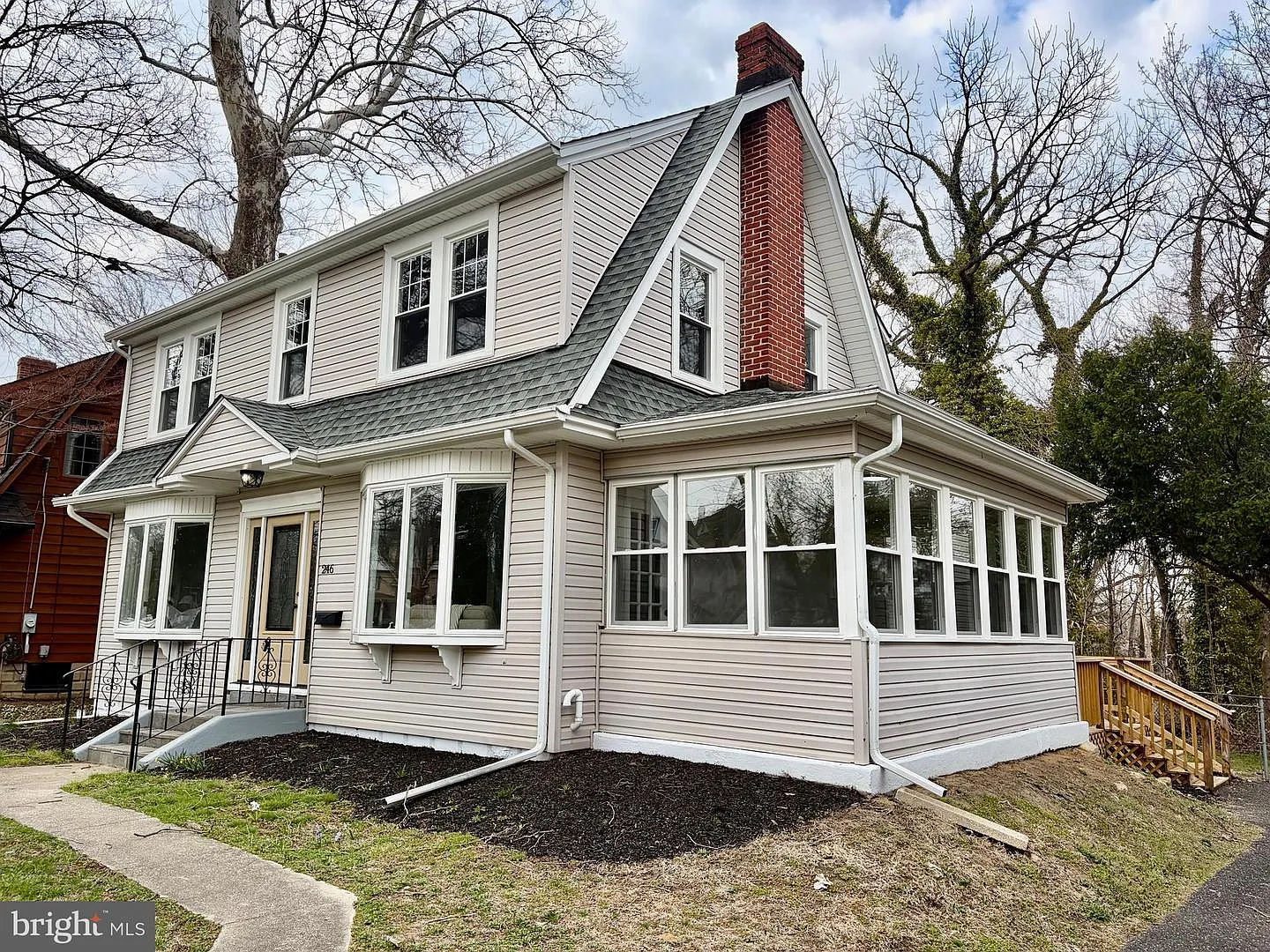 246 Briar Hill Ln photo 1