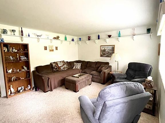 5th image of 6790 Lakewood Dr
