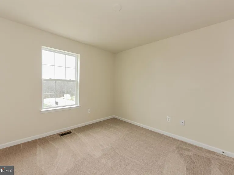 7443 Saint Margarets Blvd — Photo 21