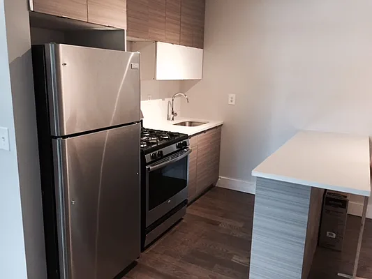 Rented by Premier Metro Realty Corp | media 52