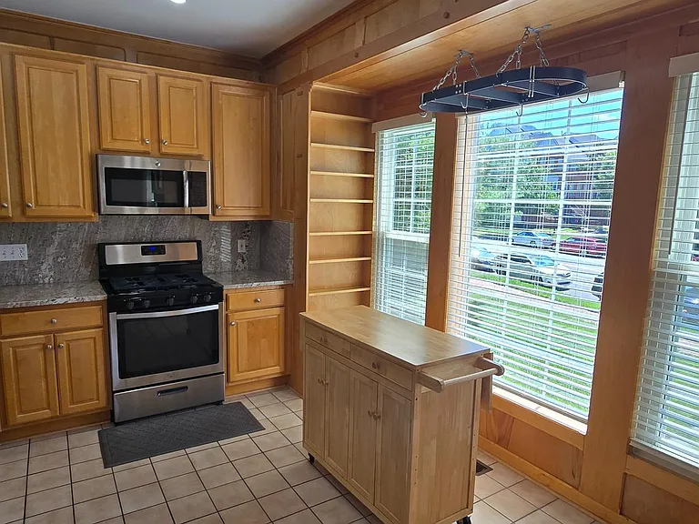 2545 Logan Wood Dr — Photo 10