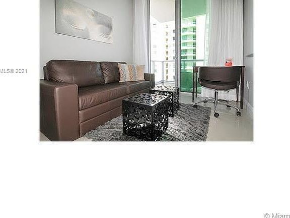 5th image of 805-7928 East Dr #805