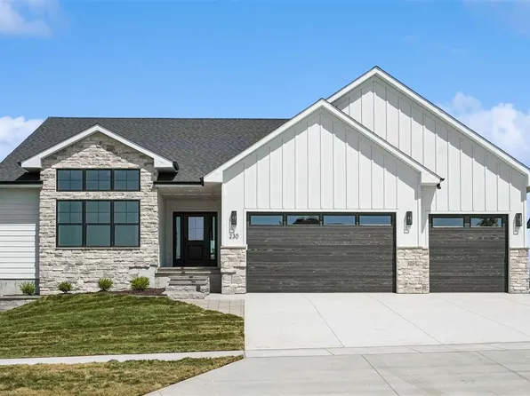 230 S Seven Oaks Rd, Northliberty, IA 52317