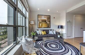 2nd image of 603 Albany St #503