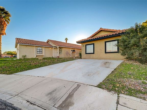 3rd image of 1040 Neil Armstrong Cir