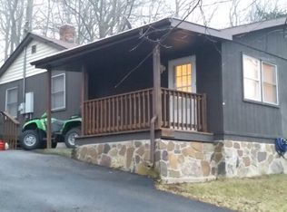 2703 Bluemont Dr, Bluefield, WV 24701