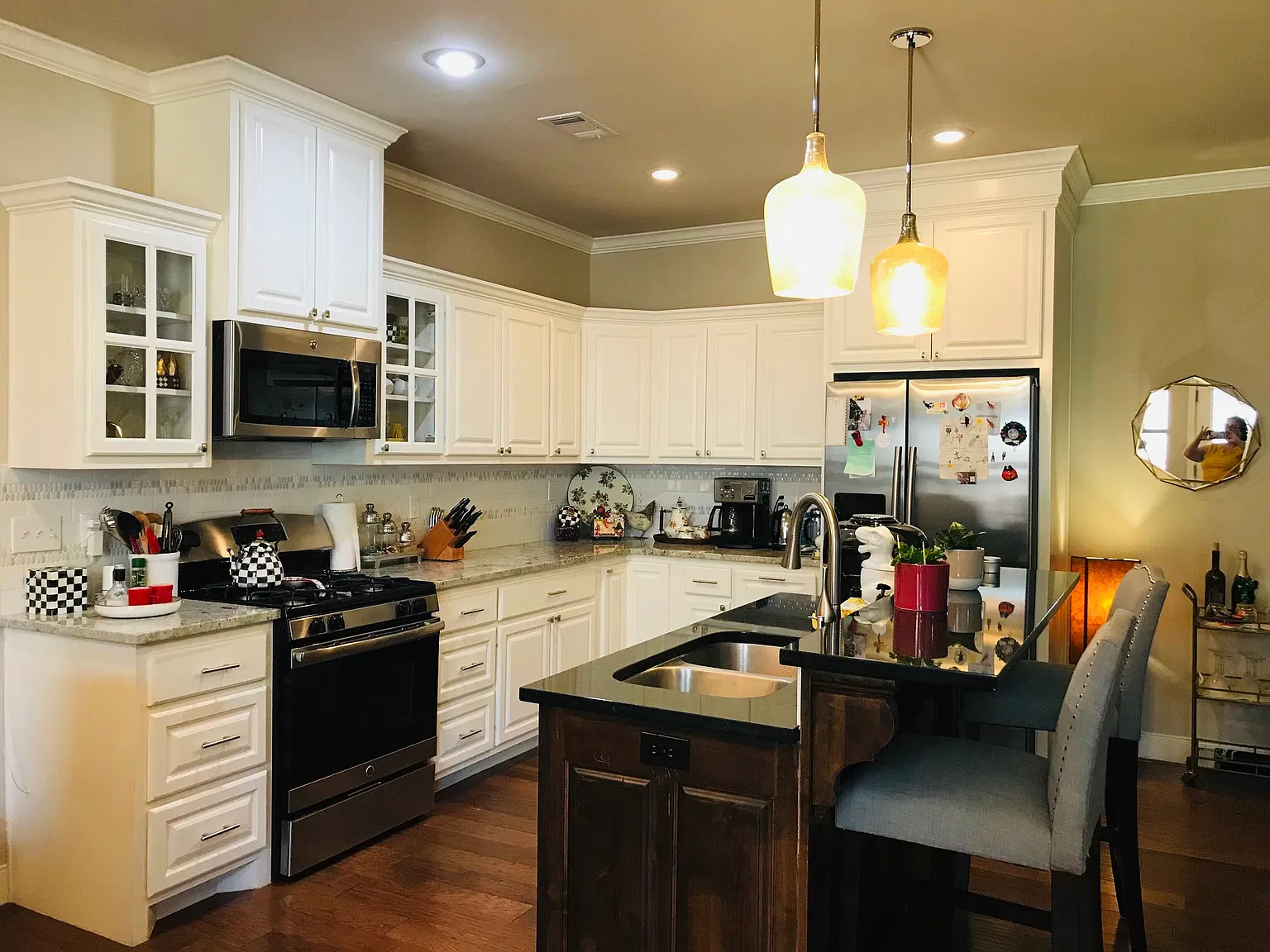 3 bed, 1616 sqft, $2,100 — Photo 3