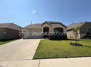 541 Pueblo Bonito Trl, Haslet, TX 76052