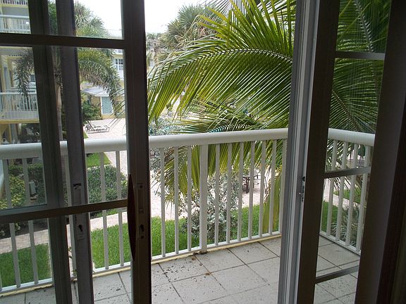 2nd image of 1515 E Broward Blvd APT 205