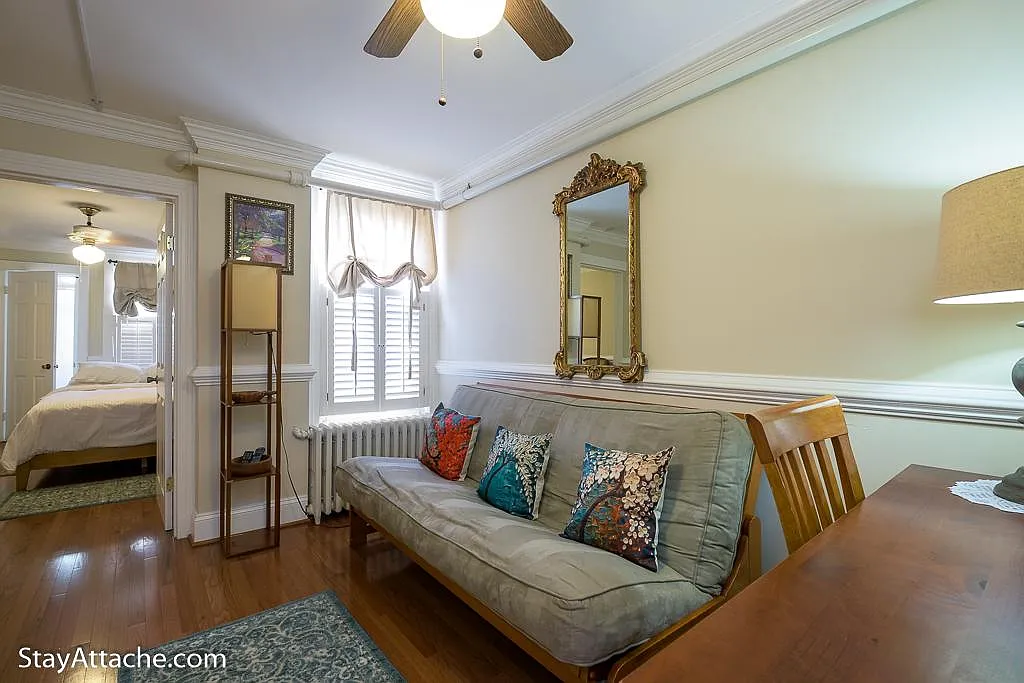 2 bed, 1400 sqft, $5,430 — Photo 3