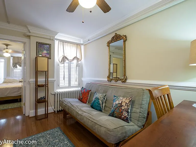316 3rd St NE — Photo 3