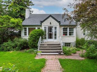 8842 89th St NW, Edmonton, AB T6C 3K6