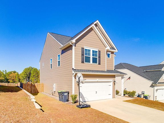 2nd image of 128 Coppersmith Dr