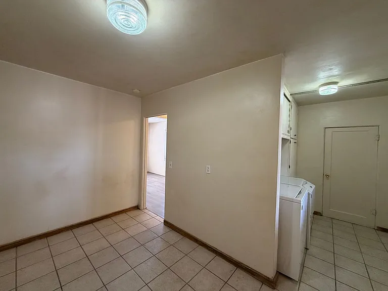 1801 Palomas Dr NE — Photo 15