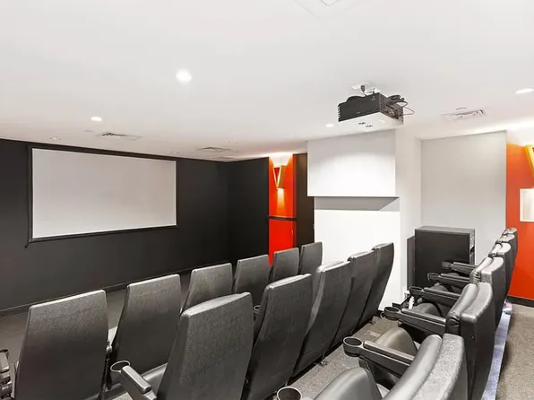 635 West 42nd Street 18G image 16 of 17