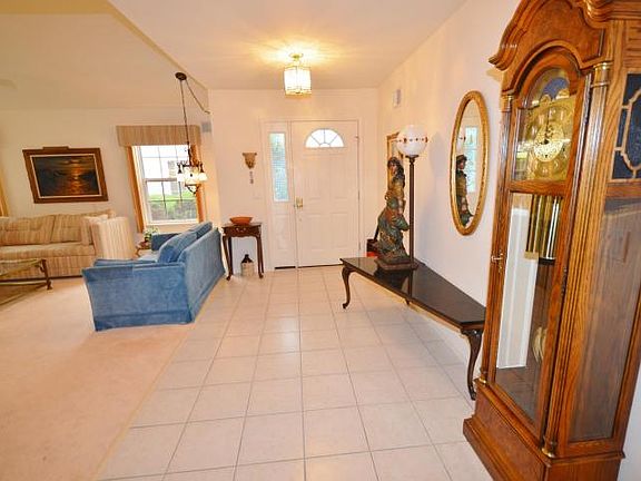 2nd image of 2416 Spring Hill Dr