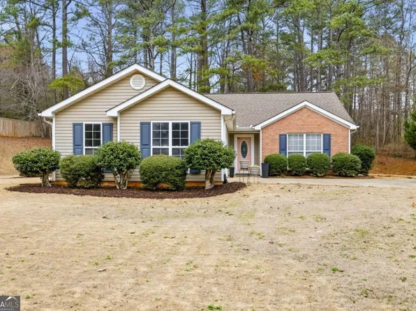 4758 Eagle Watch Dr, Flowery Branch, GA 30542