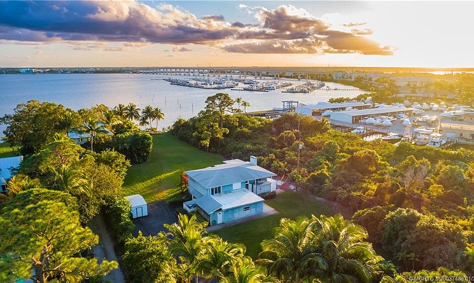 100 NW Alice St, Jensen Beach, FL 34957 Zillow