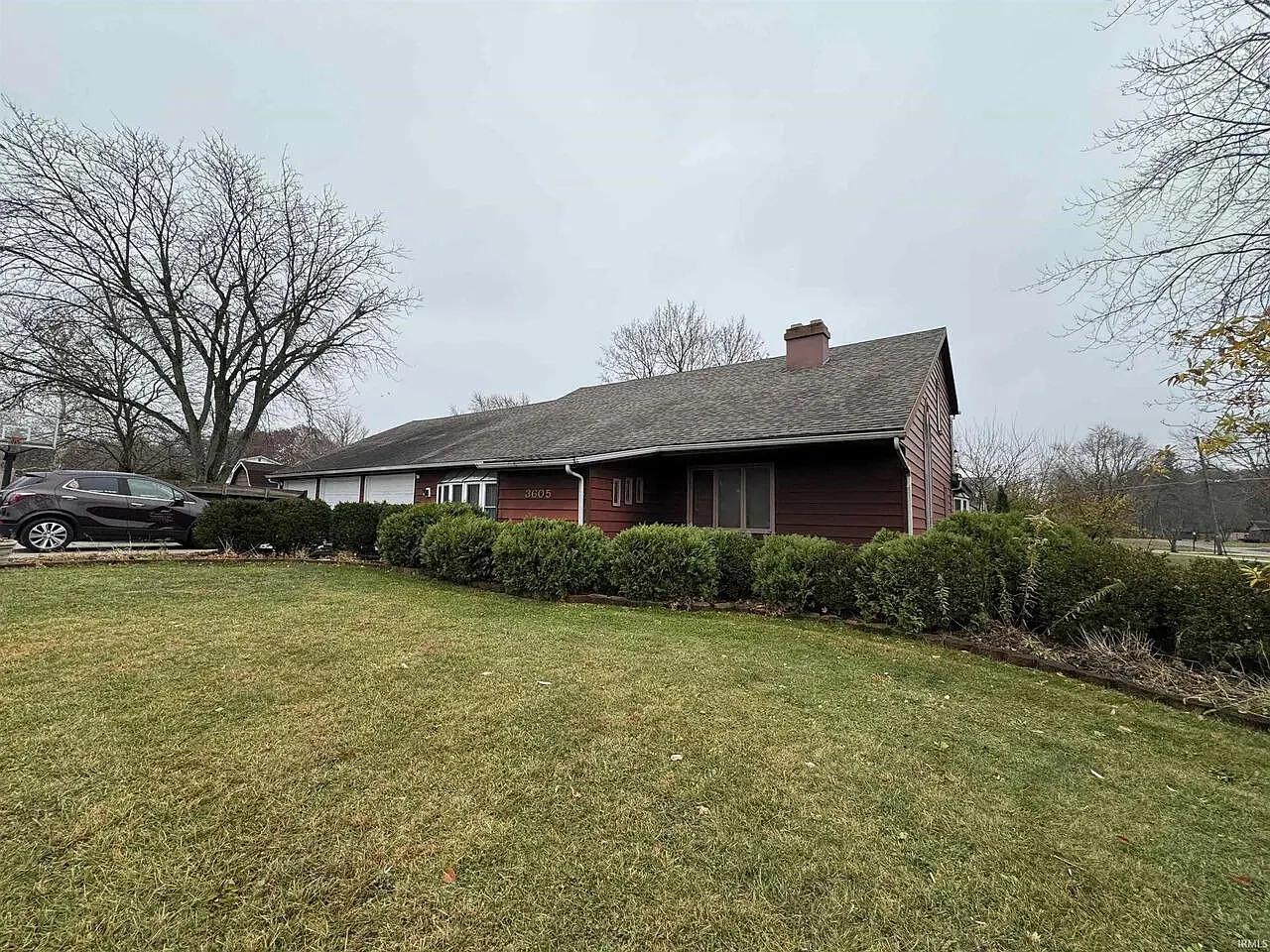 3605 W Pettigrew Dr photo 1