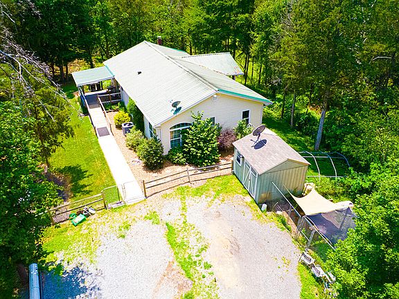 5th image of 467 Sleepy Valley Rd