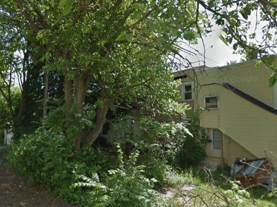 2nd image of 2 Batcher St