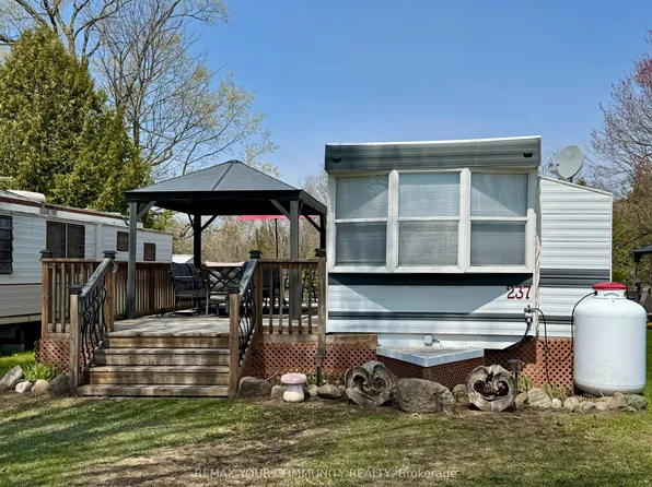 285 Crydermans Side Rd #237, Georgina, ON L0E 1A0