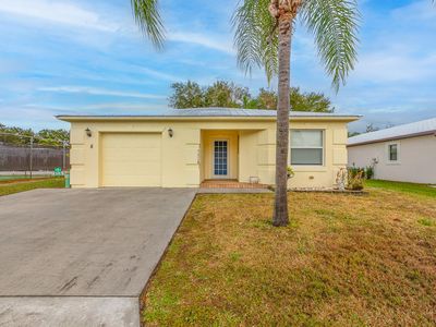 8 Santa Maria Court, Port Saint Lucie, FL, 34952
