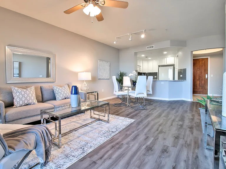 809 Auzerais Ave #308 — Photo 3