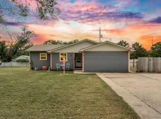 701 S Sunset Ln, El Dorado, KS 67042
