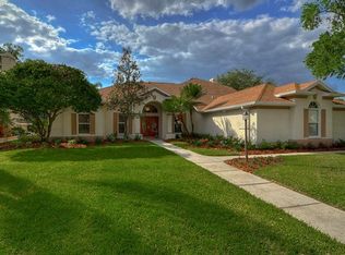 2903 Mossy Timber Trl, Valrico, FL 33596