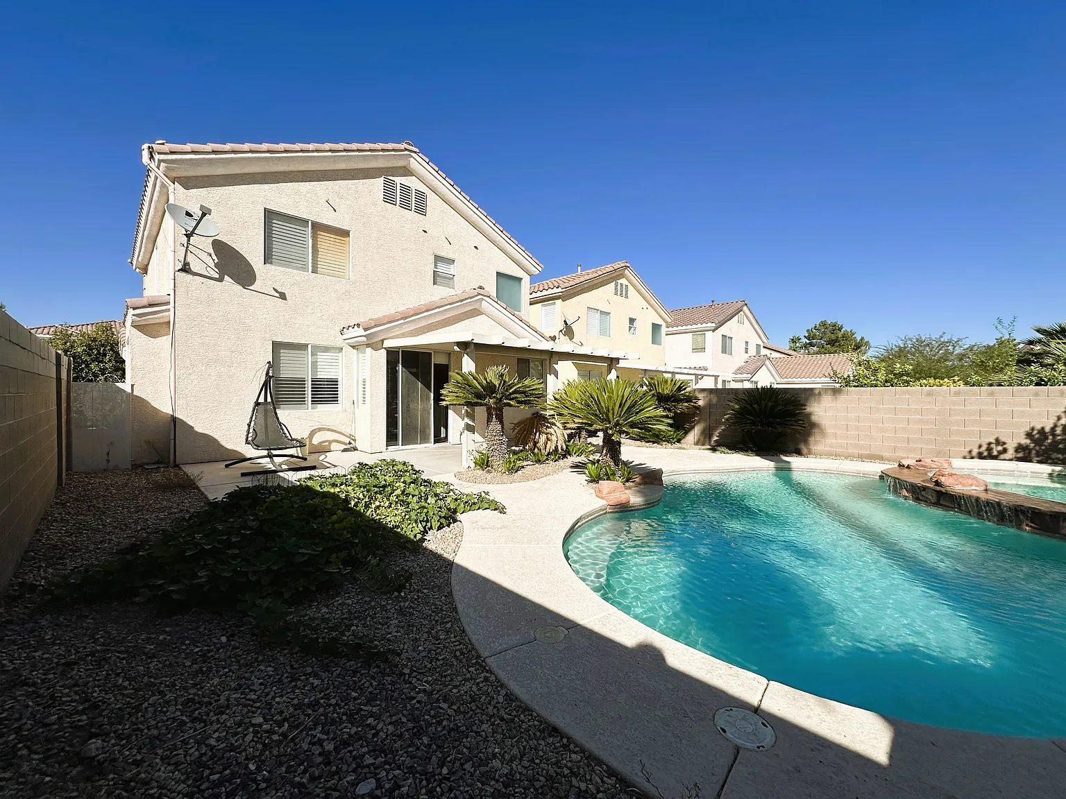 Rolling Springs Dr - 273** (Nick Chen) — Photo 3