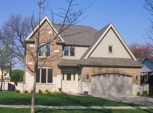 844 S Cambridge Ave, Elmhurst, IL