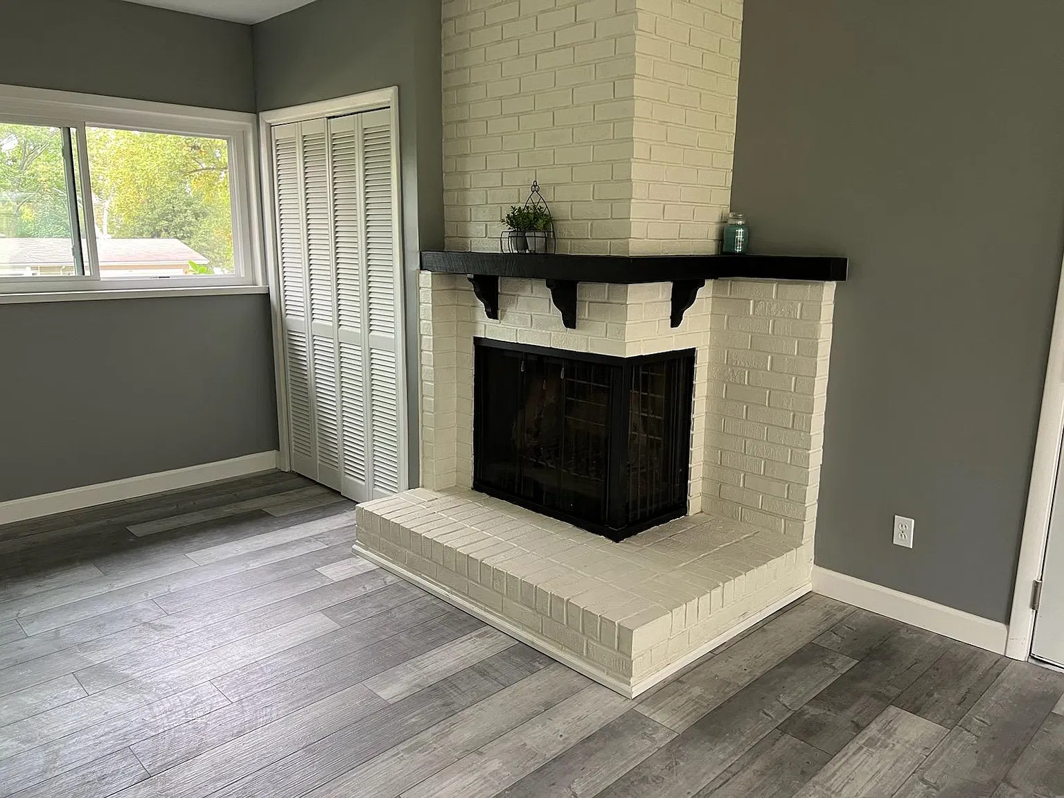 3 bed, 1152 sqft, $2,375 — Photo 4