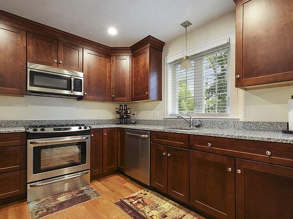 3rd image of 101 Cherry St #21