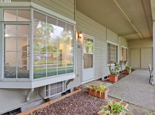 13775 SW Scholls Ferry Rd APT 102, Beaverton, OR 97008