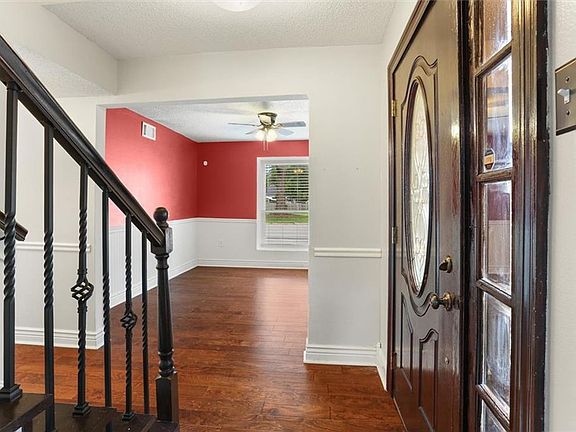 2nd image of 1486 Mirabeau Ave