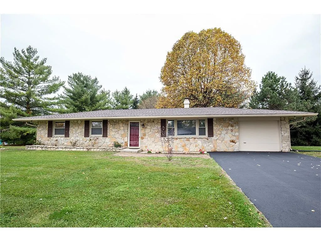 712 Waterview Blvd photo 1