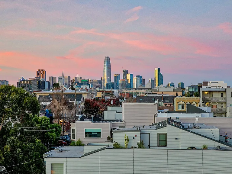 Windsor at Dogpatch is located in Southeast San Francisco