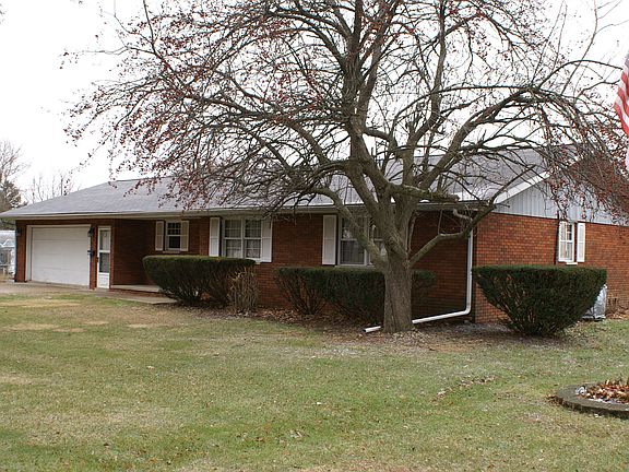 3rd image of 107 S Harlan St