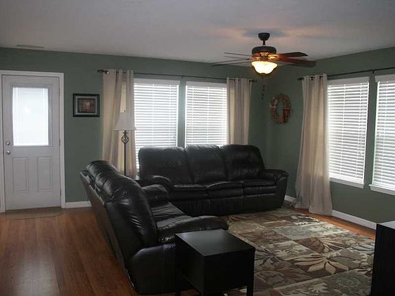 4th image of 7309 Wellwood Dr