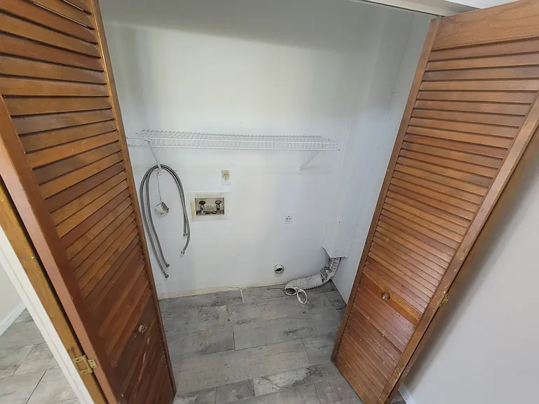 456 Hunter Cir — Photo 7