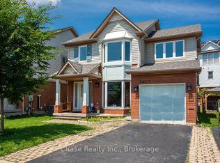 5047 Kempling Ln, Burlington, ON L7L 6J3