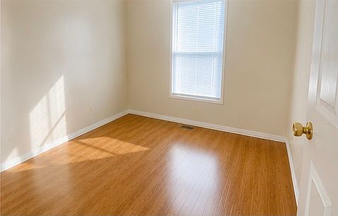 5th image of 200 Murls Lake Rd #19