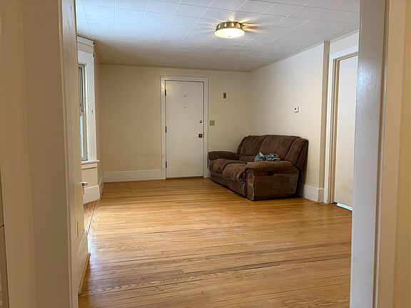 3rd image of 501 S Cayuga St #501