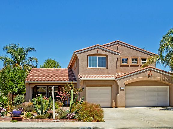 2nd image of 23738 Fieldcrest Ln