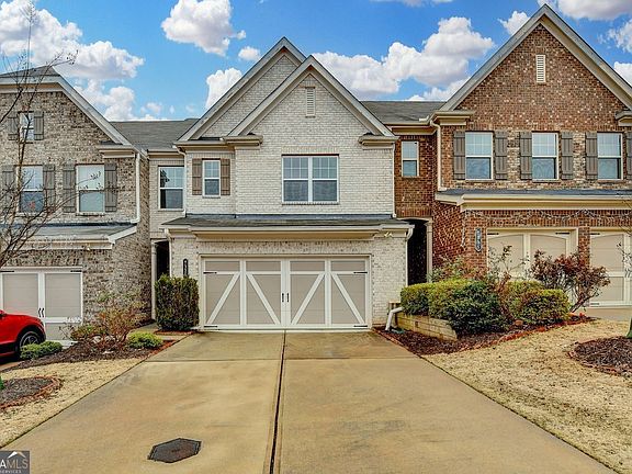 2nd image of 7325 Heritage Oak Ct