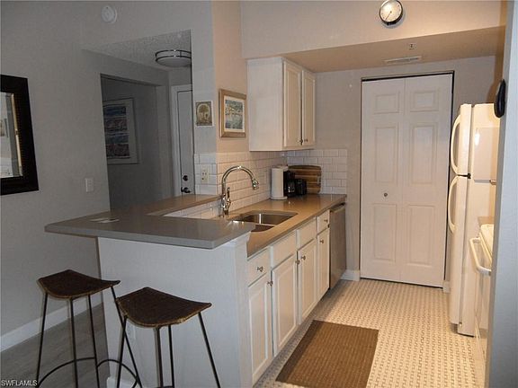 5th image of 15585 Ocean Walk Cir APT 206