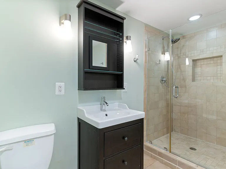 2206 N Taft St — Photo 33