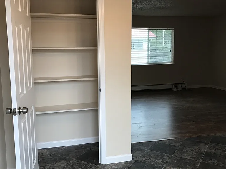 7311 E 21st Ave — Photo 15